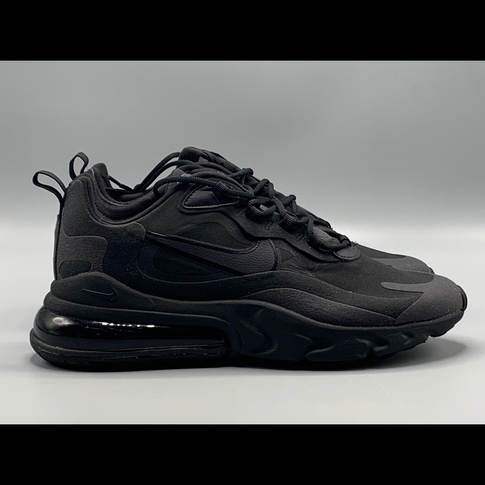 NEW Nike Air Max 270 React “Triple Black” Size 10